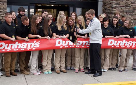 dunham's sports hiring